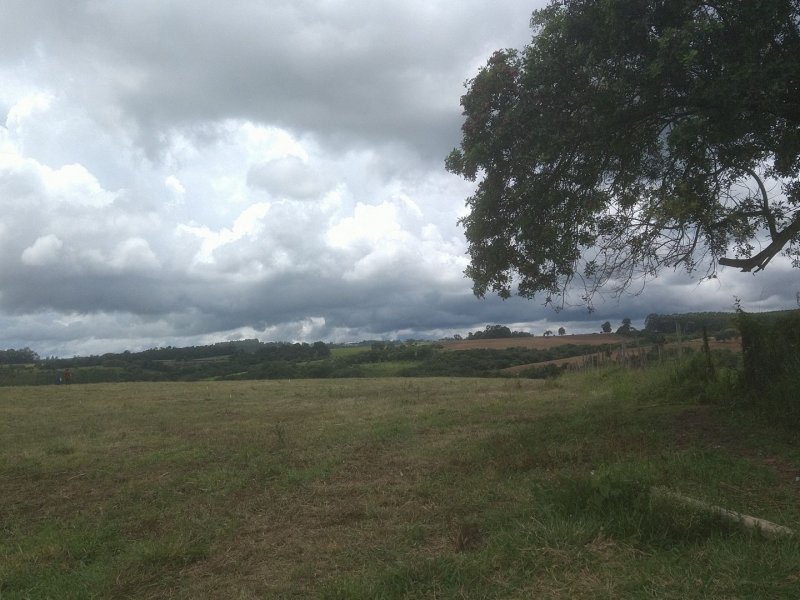 Terreno à venda Bairro Retiro com 1000m² e 1 quarto por R$ 30.000 - 1244841545-a08eb8e6-c033-4a7b-a172-3e355b881da8.jpg