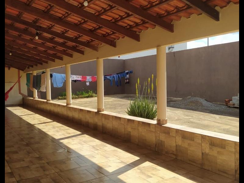 Casa à venda Residencial Ana Caroline com 360m² e 3 quartos por R$ 250.000 - 1463707515-220a3a71-3fc6-471a-beb6-7e4ffeaa389f.jpeg