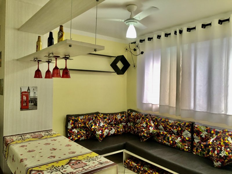 imóvel com 30m² - Gonzaguinha - São Vicente