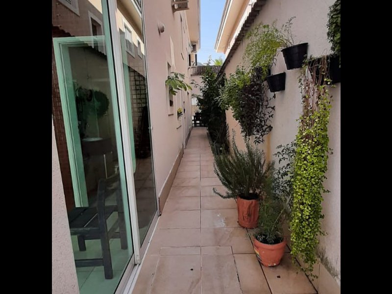 Casa à venda Canto do Forte com 215m² e 4 quartos por R$ 1.100.000 - 1081333355-img-20210616-wa0105.jpg