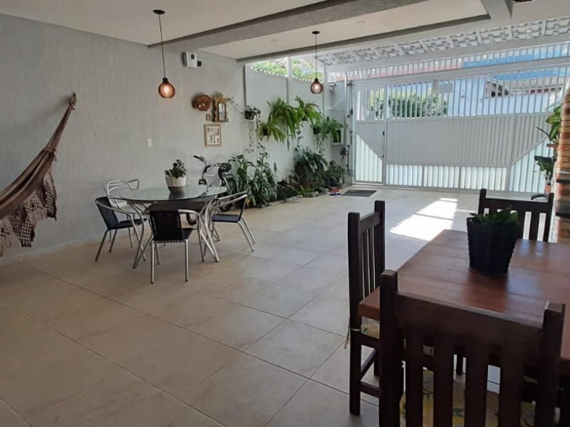 Casa à venda Canto do Forte com 215m² e 4 quartos por R$ 1.100.000 - 1083253129-img-20210616-wa0007.jpg