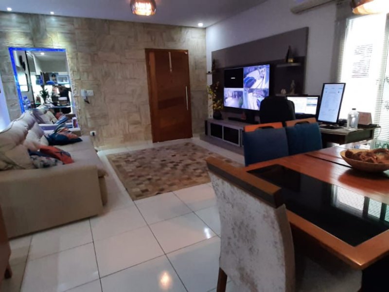 Casa à venda Canto do Forte com 215m² e 4 quartos por R$ 1.100.000 - 1085997321-img-20210616-wa0020.jpg