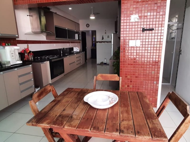 Casa à venda Canto do Forte com 215m² e 4 quartos por R$ 1.100.000 - 314528341-img-20210616-wa0070.jpg