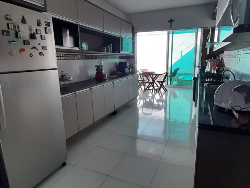 Casa à venda Canto do Forte com 215m² e 4 quartos por R$ 1.100.000 - 36155581-img-20210616-wa0108.jpg