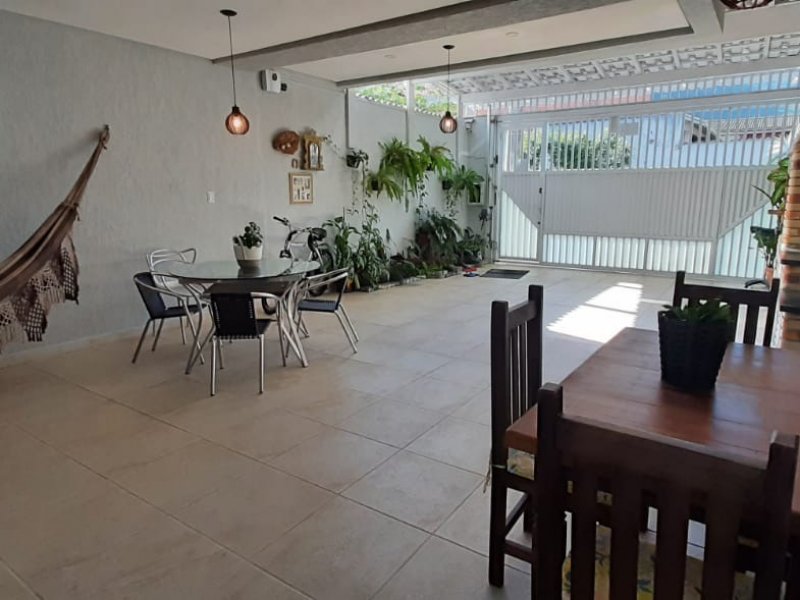 Casa à venda Canto do Forte com 215m² e 4 quartos por R$ 1.100.000 - 521249472-img-20210616-wa0110.jpg