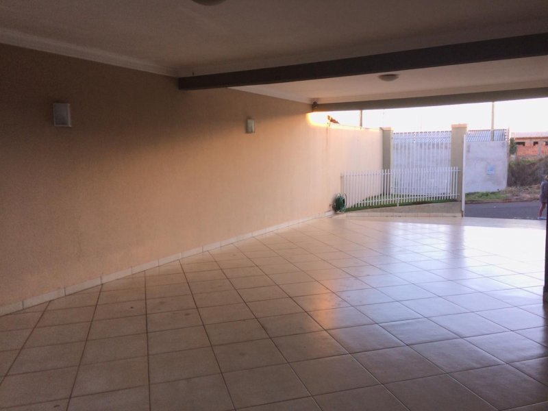Casa à venda Residencial Araucárias I com 256m² e 2 quartos por R$ 280.000 - 1267489373-inbound6471828133818691021.jpg