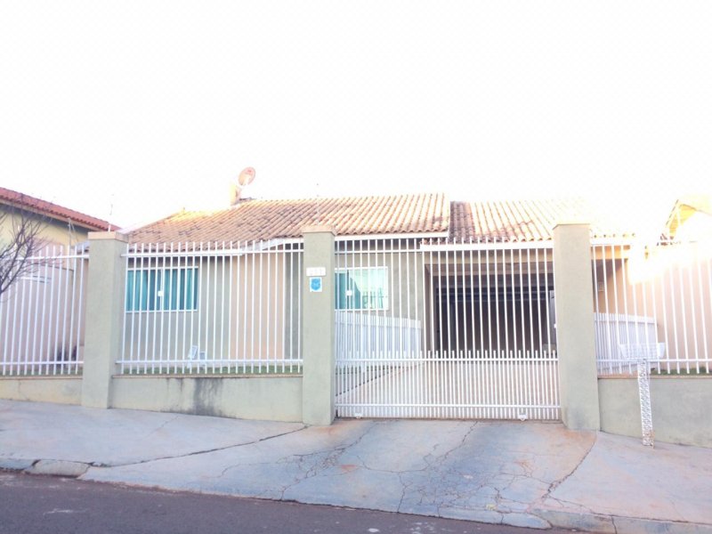 Casa à venda Residencial Araucárias I com 256m² e 2 quartos por R$ 280.000 - 830625861-inbound4443725944147438172.jpg