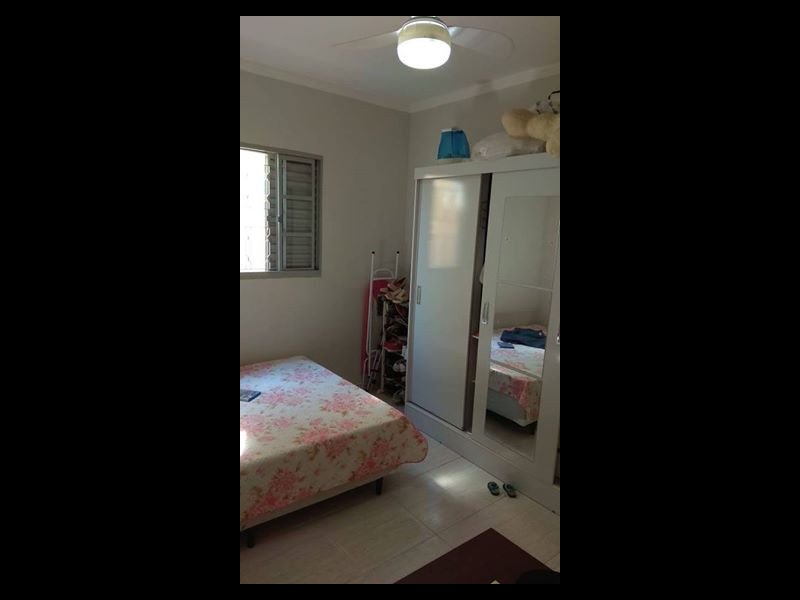 Casa à venda Parque Santa Edwiges com 67m² e 2 quartos por R$ 185.000 - 1007560126-quarto-casal.jpg