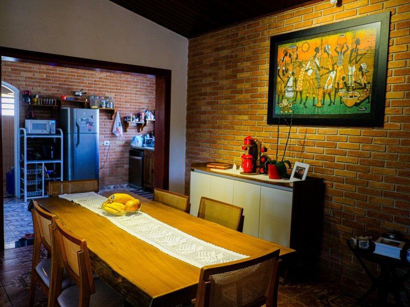 Casa à venda Bairro Canedos com 245m² e 3 quartos por R$ 650.000 - 1478153150-casa-89.jpg