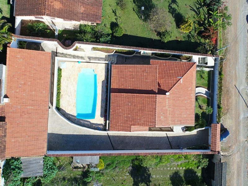 Casa à venda Bairro Canedos com 245m² e 3 quartos por R$ 650.000 - 840246454-aero-1.jpg