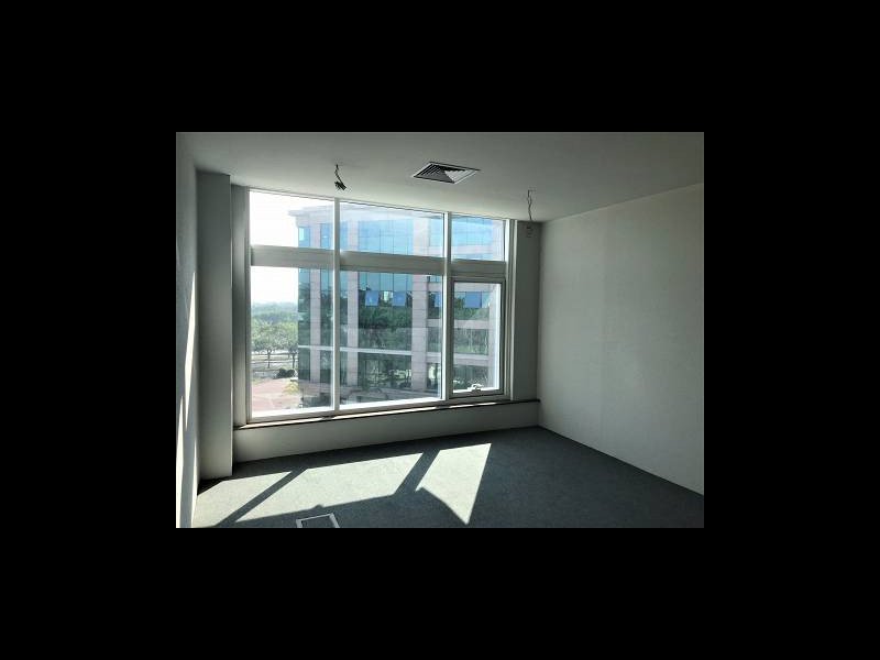 Comercial à venda Barra da Tijuca com 40m² e 1 quarto por R$ 240.000 - 1215114490-2.jpg