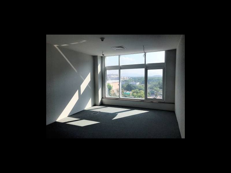 Comercial à venda Barra da Tijuca com 40m² e 1 quarto por R$ 240.000 - 1341857058-1.jpg