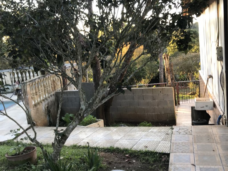 Chácara à venda Parelheiros com 1500m² e 2 quartos por R$ 350.000 - 878985498-7069604a-7c00-45ec-a6f8-74a23958cdbd.jpeg