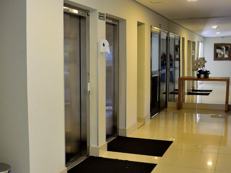 Apartamento à venda Dos Ortizes com 90m² e 3 quartos por R$ 539.000 - 165729672-hall2.jpg