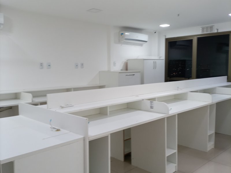 Comercial para alugar Inhaúma com 60m² e 1 quarto por R$ 2.400 - 1374496199-20210609-174034.jpg