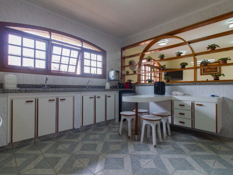 Casa à venda Jardim Santo Elias com 400m² e 5 quartos por R$ 1.490.000 - 1407816172-58bee837-7e7a-438b-b0f5-48eedd664d43.jpeg