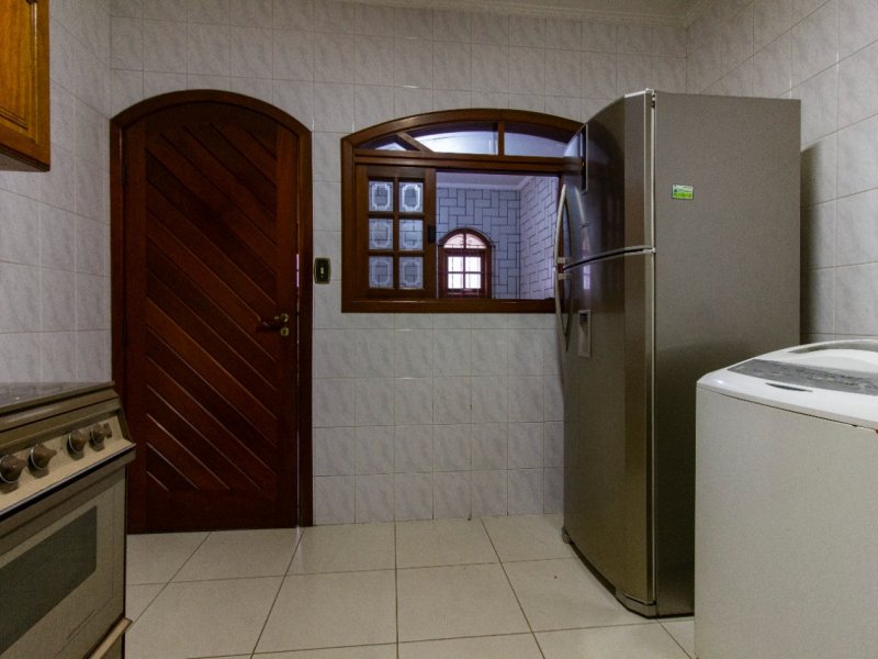 Casa à venda Jardim Santo Elias com 400m² e 5 quartos por R$ 1.490.000 - 1892595687-dc7da4f4-429d-44e9-8982-0d29a300252b.jpeg