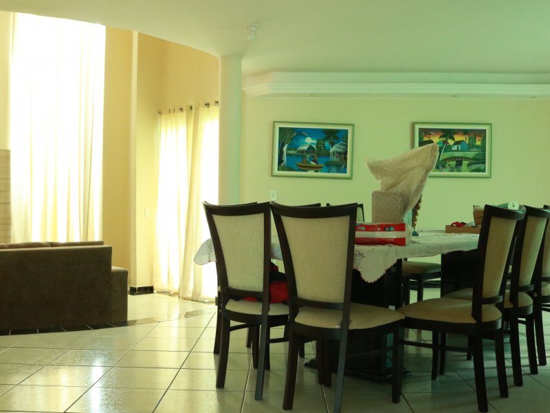 Casa de condomínio à venda Centro com 800m² e 5 quartos por R$ 2.200.000 - 2027025132-img-4259.JPG