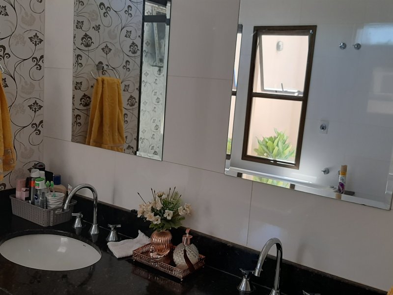 Casa à venda Centro com 200m² e 3 quartos por R$ 700.000 - 618247995-20210313-114224.jpg