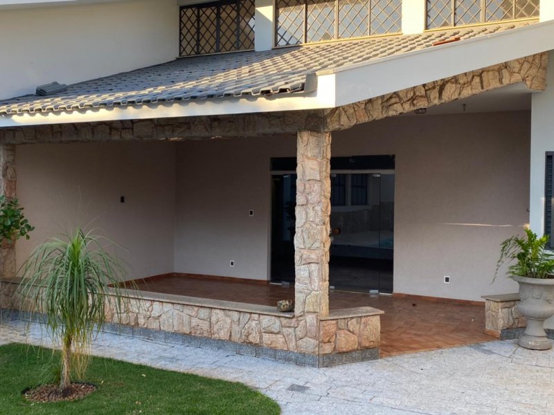 Casa à venda Zona 05 com 659m² e 4 quartos por R$ 2.500.000 - 1351159438-foto-de-maristela-knaut18.jpg