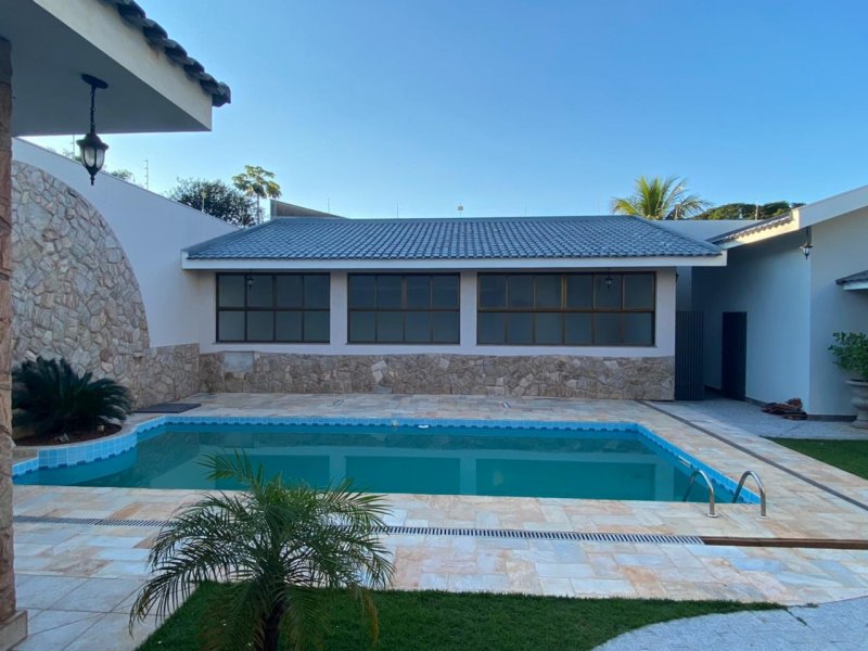 Casa à venda Zona 05 com 659m² e 4 quartos por R$ 2.500.000 - 51898452-foto-de-maristela-knaut39.jpg