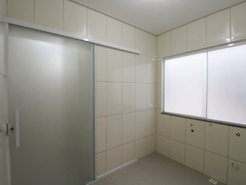Casa à venda Das Graças com 160m² e 3 quartos por R$ 320.000 - 1828181441-lavanderia-1.jpeg