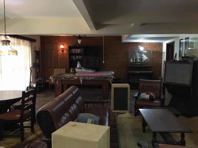 Chácara à venda Vale das Laranjeiras com 728m² e 8 quartos por R$ 2.500.000 - 870981708-whatsapp-image-2020-10-28-at-17.jpeg