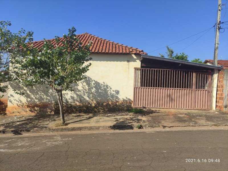 Casa à venda Bairro São José com 200m² e 4 quartos por R$ 200.000 - 322152848-02410dc0-c036-4289-a781-9adeb7b5eac9.jpg