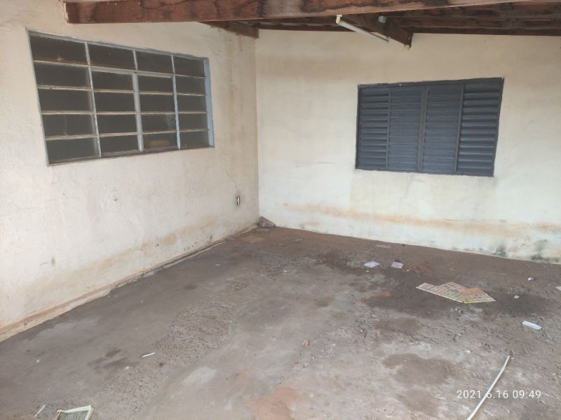 Casa à venda Bairro São José com 200m² e 4 quartos por R$ 200.000 - 563747086-644bfad2-f2a0-448e-bfb8-389bd5768111.jpg