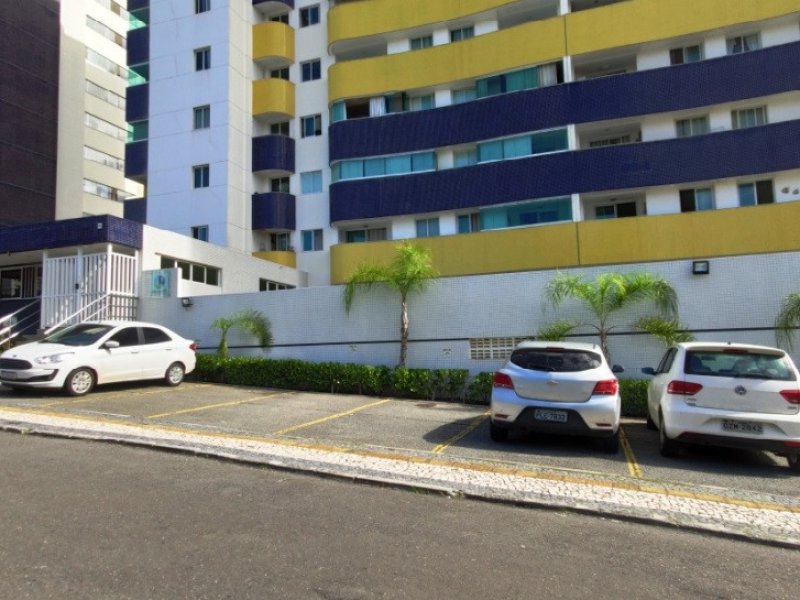 Apartamento à venda Armação com 78m² e 3 quartos por R$ 590.000 - 199687486-fachada.jpg