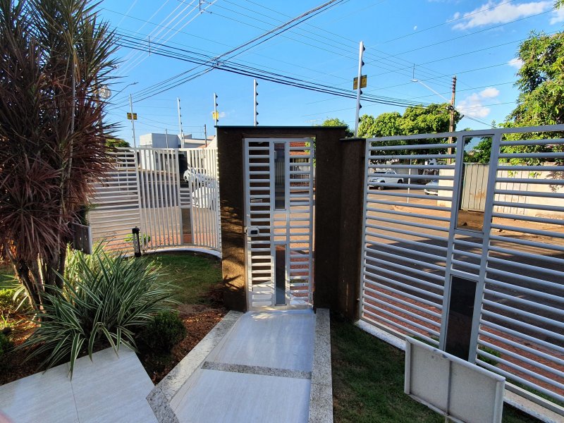imóvel com 267m² - Centro - Sertanopolis