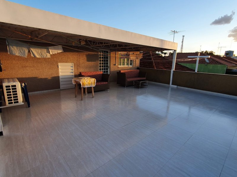imóvel com 267m² - Centro - Sertanopolis