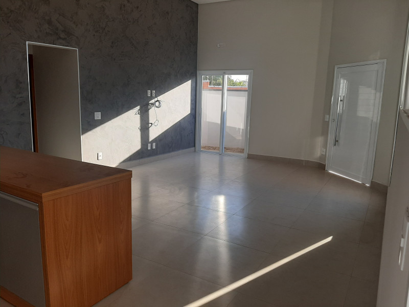 Casa de condomínio à venda Village Moutonnée com 123m² e 3 quartos por R$ 850.000 - 20240523-160046.jpg