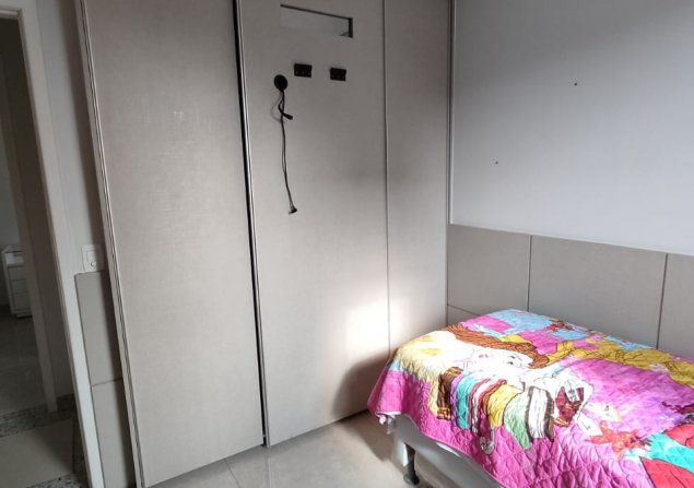 imóvel com 75m²