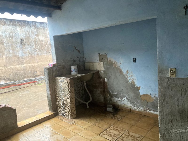 Casa à venda Ceilândia Norte com 135m² e 2 quartos por R$ 175.000 - 155911027-dc4ff99f-c033-4c3a-a0bc-fe595c11c21a.jpg