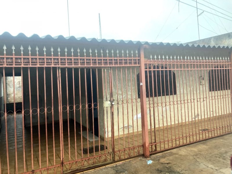 Casa à venda Ceilândia Norte com 135m² e 2 quartos por R$ 175.000 - 1687940877-df9b0510-d74e-4330-83bb-955d1bc7f60a.jpg