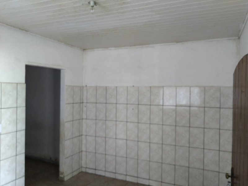 Casa à venda Vila Favorino com 250m² e 2 quartos por R$ 140.000 - 1134217027-img-20200709-154009.jpg