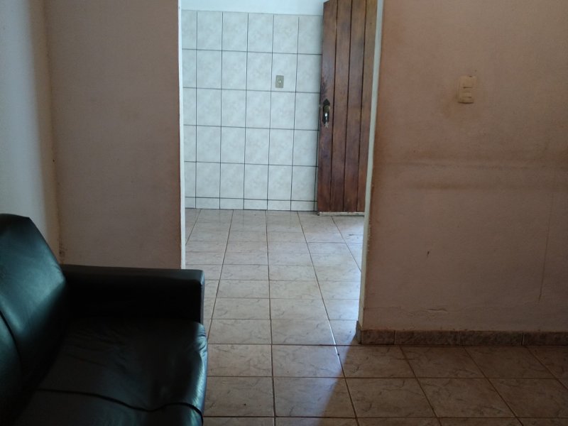 Casa à venda Vila Favorino com 250m² e 2 quartos por R$ 140.000 - 1568198522-img-20200709-153606.jpg