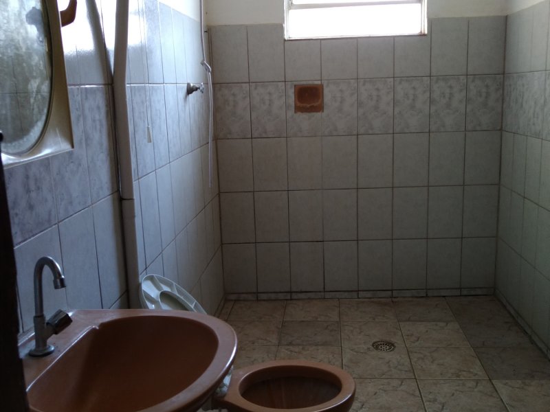 Casa à venda Vila Favorino com 250m² e 2 quartos por R$ 140.000 - 1689890749-img-20200709-153618.jpg