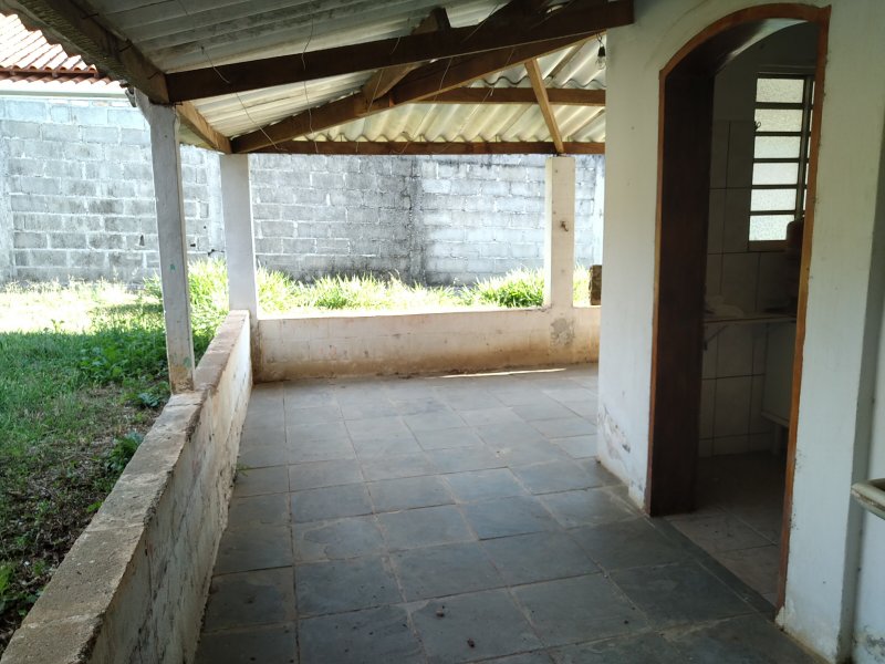 Casa à venda Vila Favorino com 250m² e 2 quartos por R$ 140.000 - 2141307972-img-20200709-154041.jpg