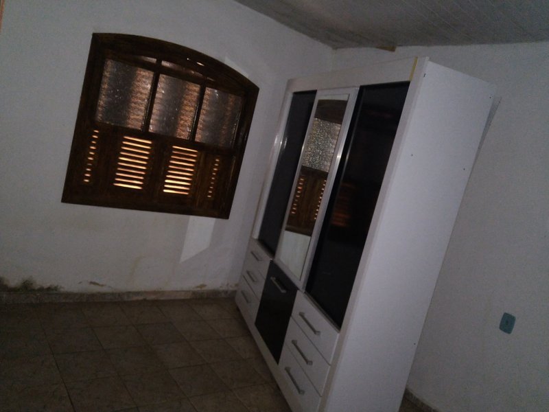 Casa à venda Vila Favorino com 250m² e 2 quartos por R$ 140.000 - 82059577-img-20200709-153703.jpg