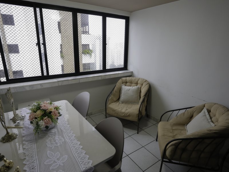 Apartamento à venda Espinheiro com 110m² e 3 quartos por R$ 720.000 - 576964498-mg-2084.JPG