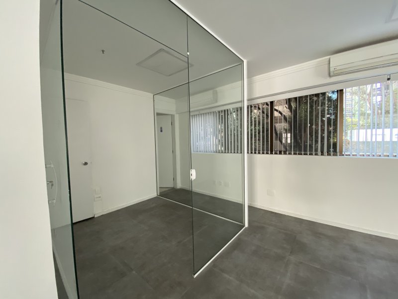 Comercial para alugar Itaim Bibi com 134m² e 1 quarto por R$ 6.000 - 1259178785-img-0260.jpeg