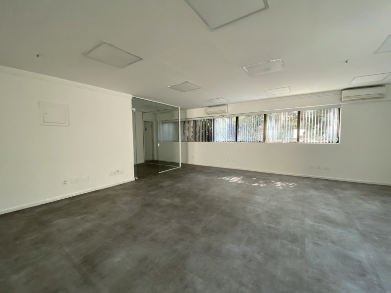 Comercial para alugar Itaim Bibi com 134m² e 1 quarto por R$ 6.000 - 485513955-img-0239.jpeg