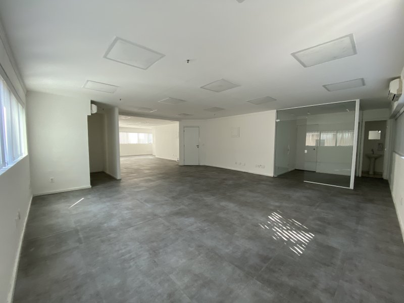 Comercial para alugar Itaim Bibi com 134m² e 1 quarto por R$ 6.000 - 817421358-img-0274.jpeg