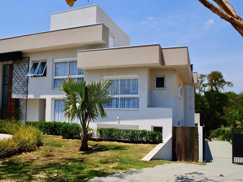 Casa de condomínio à venda Centro com 3080m² e 7 quartos por R$ 13.500.000 - h3.jpg
