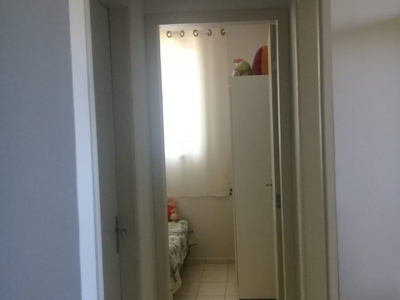 Apartamento à venda Cosmos com 46m² e 2 quartos por R$ 135.000 - 318064073-corredor.jpeg
