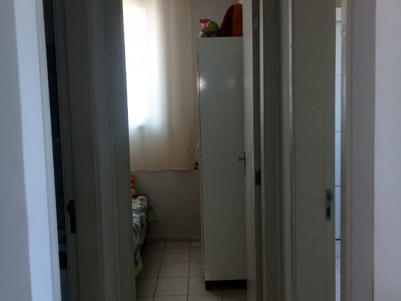 Apartamento à venda Cosmos com 46m² e 2 quartos por R$ 135.000 - 628786075-corredor-03.jpeg