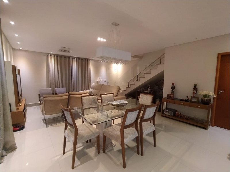 imóvel com 280m² - Jardim Deghi - Santana de Parnaiba