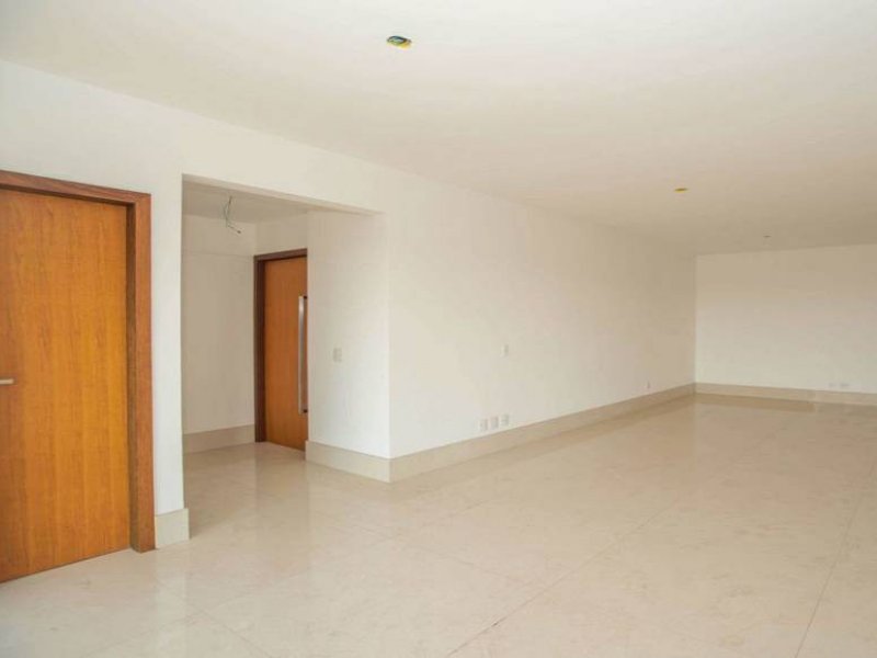 Apartamento à venda Santa Lúcia com 200m² e 4 quartos por R$ 1.725.000 - 972748195-apartamento-4-quartos-2-suites-entrada.jpg